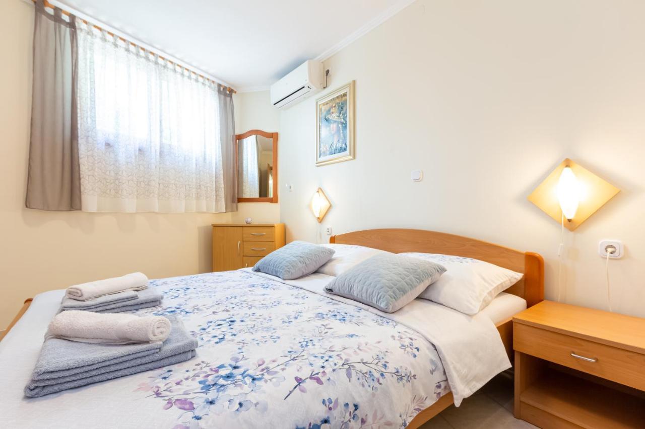 Apartment Sepat With Free Parking Place In Baska Exterior photo